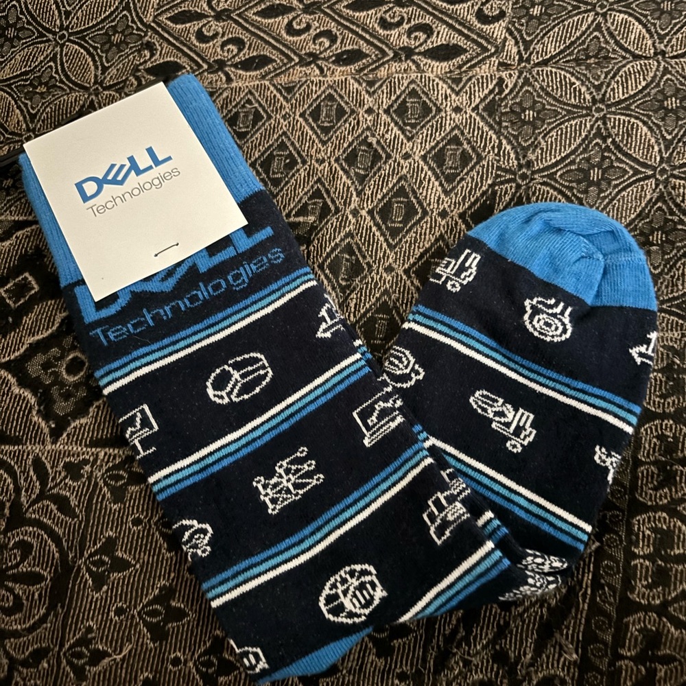 DELL - SOCKS - Picture 2 of 2